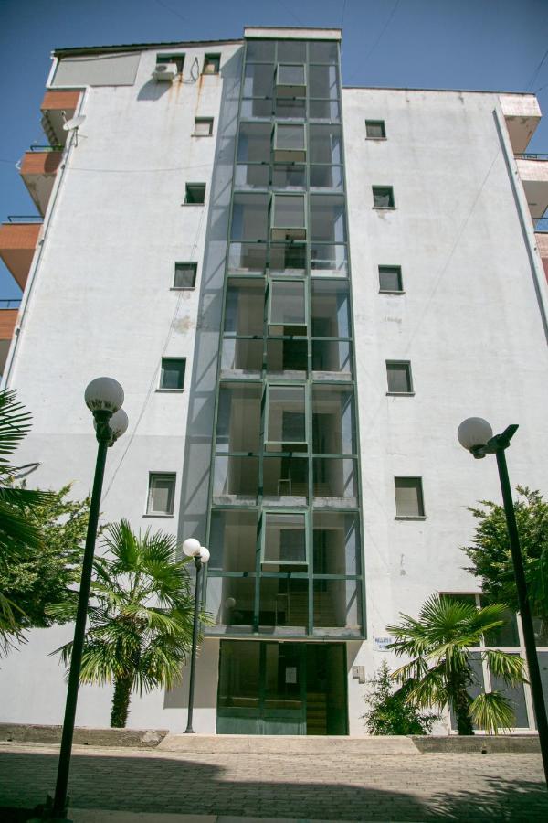 A&B Apartment Golem  Exterior photo